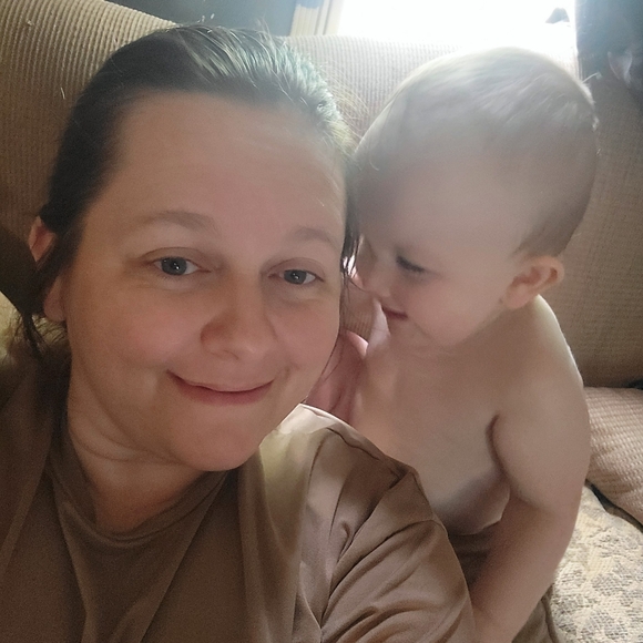 Hey everyone! I sell a variety of things at great prices! Come check me out! ๐ - Picture 4 of 16